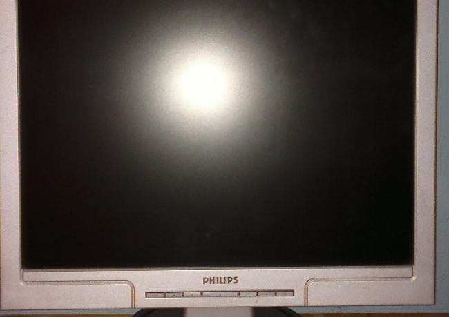 Монитор PHILIPS 17''